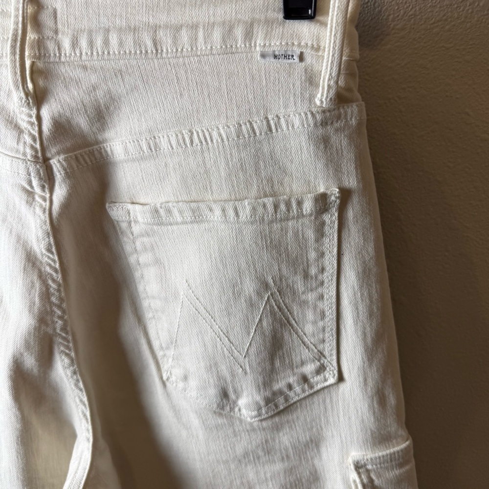MOTHER The Undercover Cargo Sneak Wide Leg Jeans Cream Puffs Denim Women’s 28 - Picture 12 of 16